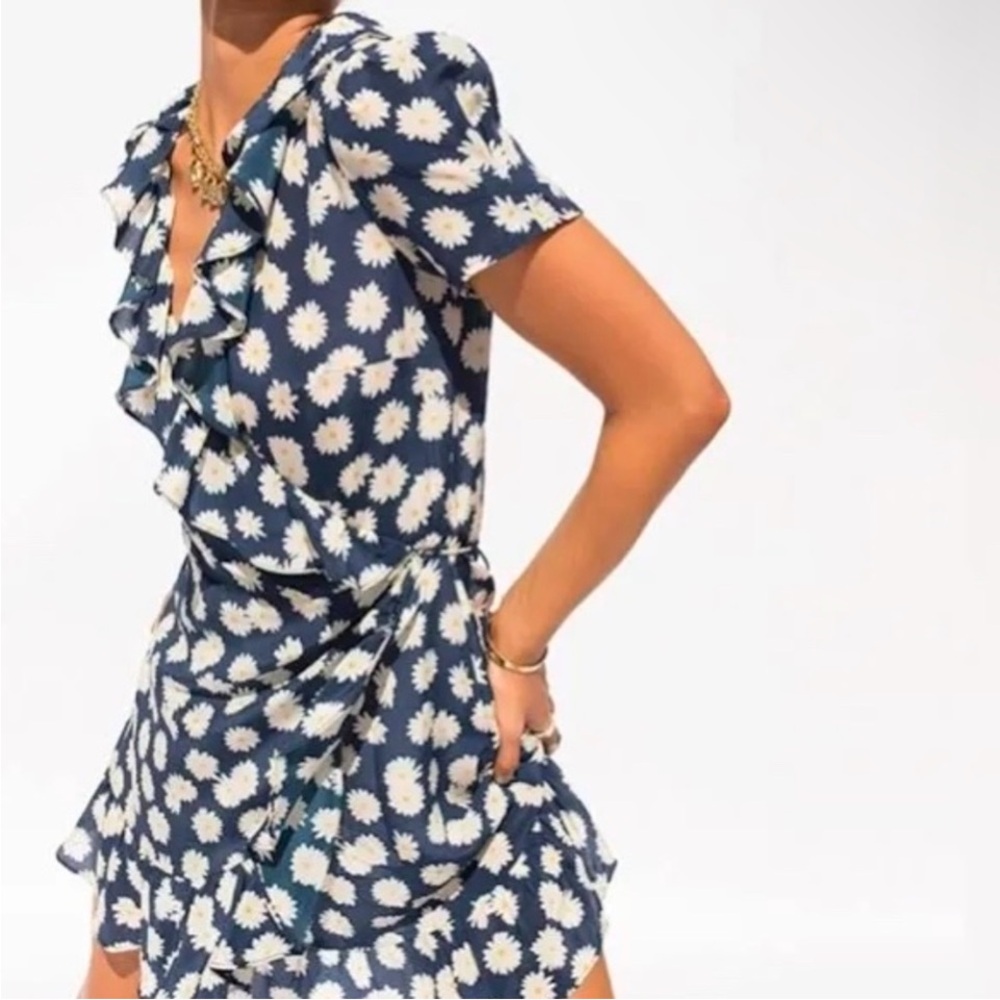 Realisation Par Valentina wrap mini dress navy/white daisy print L